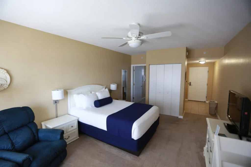 Bldg-6-Queen-LV-Bed-1
