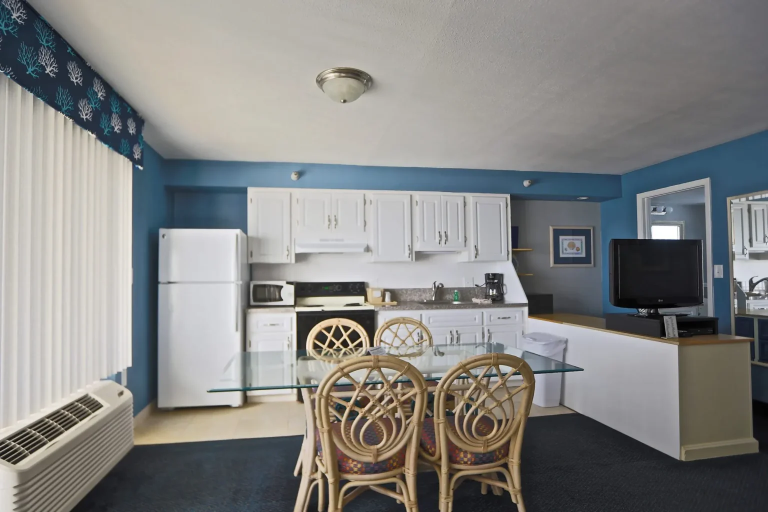 Spacious-Queen-Kitchen